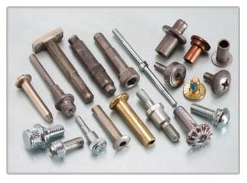 供應(yīng)自攻螺絲的設(shè)備