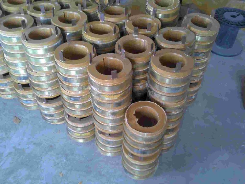 供應(yīng)yzr160集電環(huán)