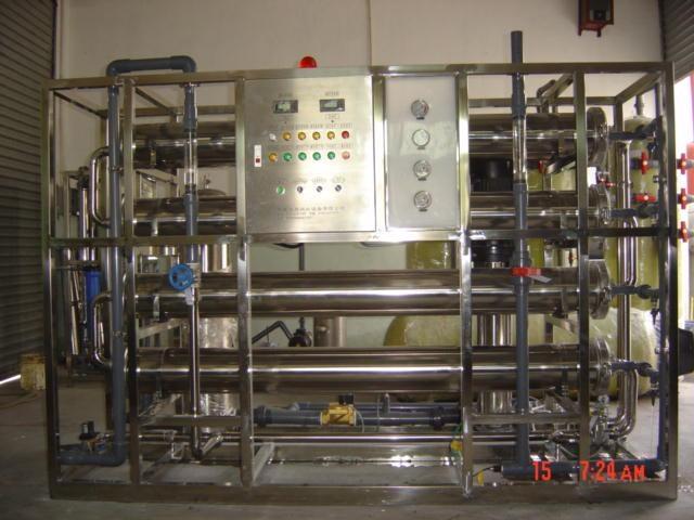 供應(yīng)鴻浩源反滲透設(shè)備、花都反滲透去離子水