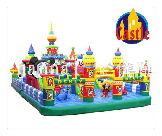 供應(yīng)提供瘋狂樂園充氣跳床