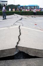 供應(yīng)硫鋁酸鹽快硬水泥供應(yīng)電話