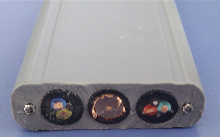 供應(yīng)電梯隨行網(wǎng)線(xiàn)TVVBG-STP