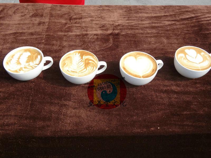 供應(yīng)雕塑石膏人-拉花等各類(lèi)*-布置