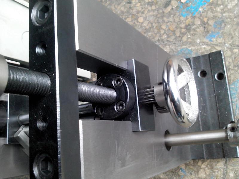 200微型電動卷板機(jī)，卷板機(jī)廠家生產(chǎn)