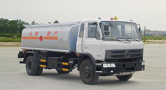 東風(fēng)10-12噸加油車圖片