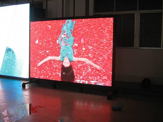 供應室內P5全彩表貼屏