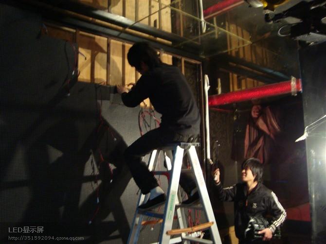 瓦房店LED全彩顯示屏圖片