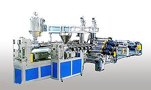 木塑型材擠出生產(chǎn)線樂(lè)力友制造塑料管材生產(chǎn)線木塑設(shè)備