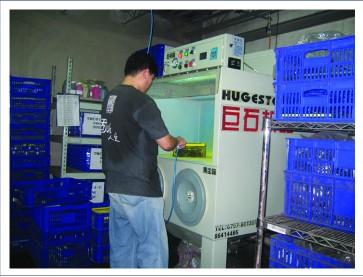 供應(yīng)佛山巨石單機(jī)除塵器4KW