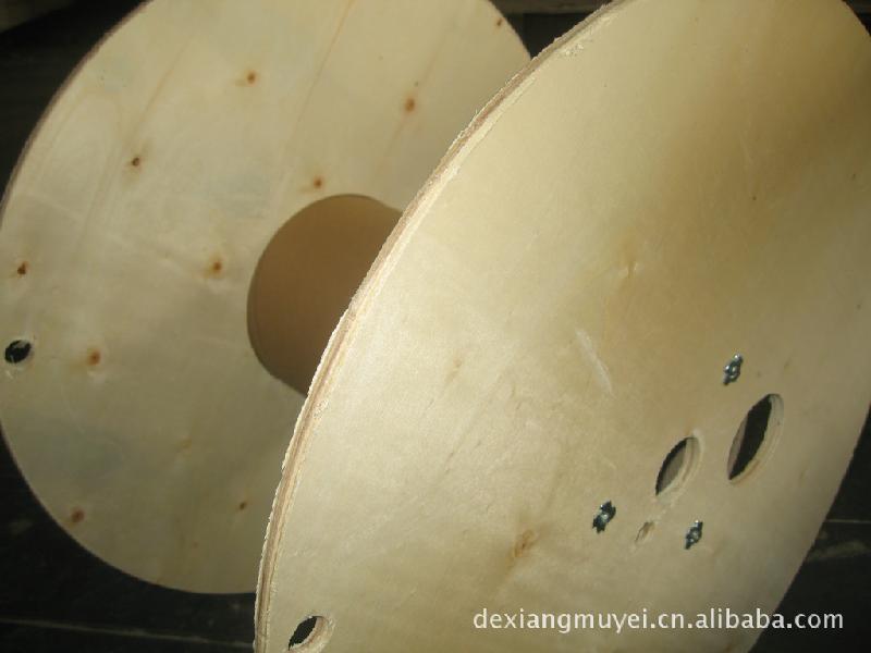 供應(yīng)木輪 鋼絲木盤 蘇州繞線盤 專業(yè)生產(chǎn)廠家