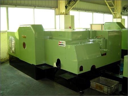 供應改型二模四沖-12mm冷鐓機