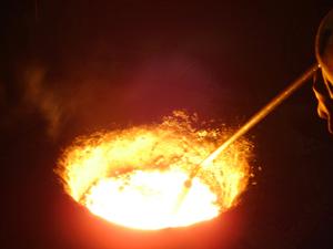 供應(yīng)w330手提式熔煉測(cè)溫儀，鋼水測(cè)溫儀，鐵水測(cè)溫儀