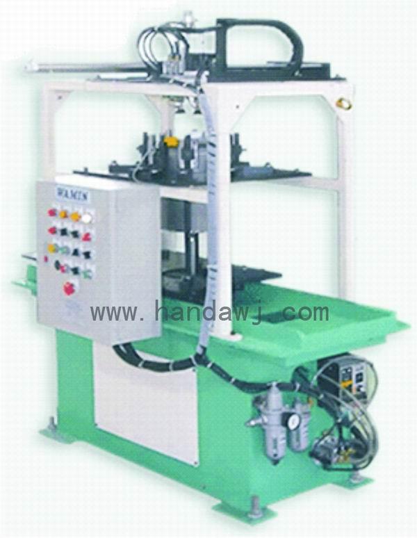 供應(yīng)機(jī)械手*雙積料自動送料機(jī)供應(yīng)