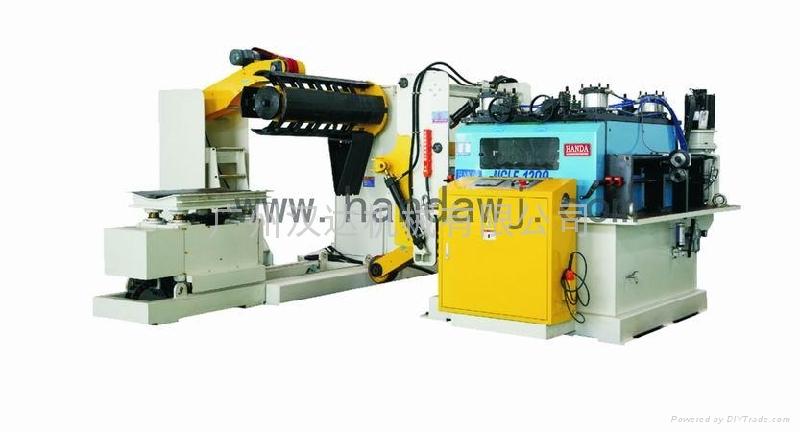 供應(yīng)湖北武漢超寬厚板整平送料機