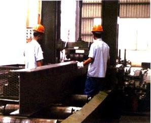 供應(yīng)鶴壁市輕鋼房?？h彩板房淇縣鋼結(jié)構(gòu)