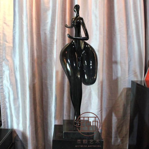 供應(yīng)抽象人物雕塑藝術(shù)品擺件軟裝配飾家居飾品 會所樣板房空間陳設(shè)