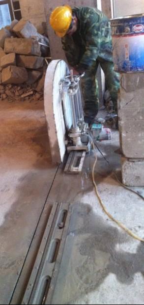 供應(yīng)專業(yè)靜力拆除鉆孔切割