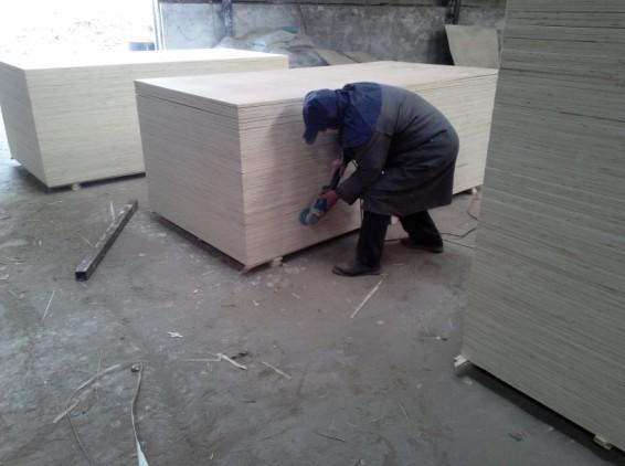 供應(yīng)模切板d 15.5mm全楊木芯素板