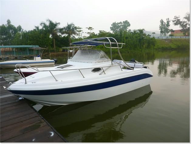 供應(yīng)605小型游艇、游艇、豪華快艇、玻璃鋼快艇