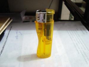 供應(yīng)廣告打火機∕透明打火機∕塑料火機∕半透明打火機