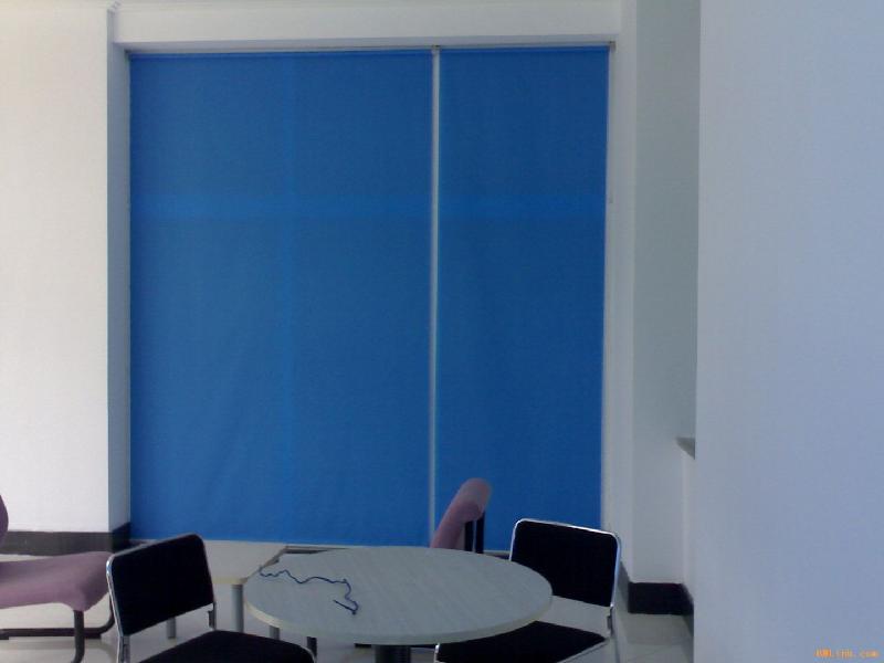 供應(yīng)遮光阻燃卷簾防火工程卷簾