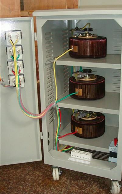 供應(yīng)惠州三相補(bǔ)償穩(wěn)壓器/三相交流穩(wěn)壓器