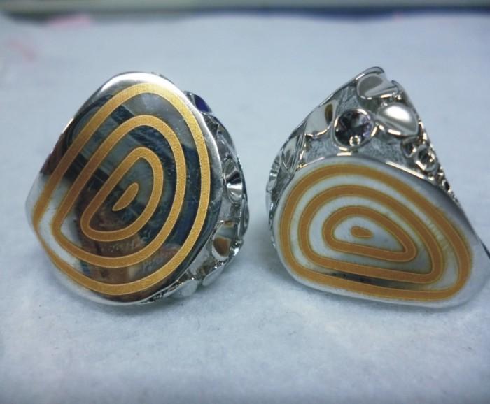 供應(yīng)東莞氧化產(chǎn)品LOGO激光鐳射打標(biāo)加工