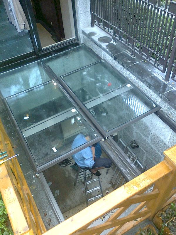 供應(yīng)新價(jià)格斜屋頂天窗采光天窗