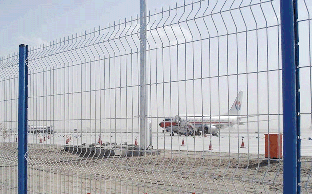 供應(yīng)綠色的鐵垃圾場(chǎng)圍網(wǎng)垃圾填埋場(chǎng)護(hù)欄