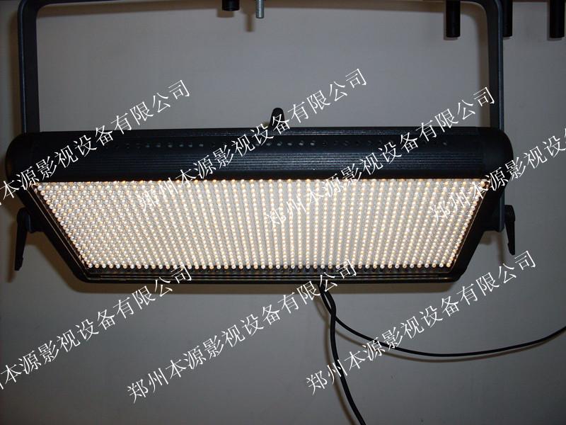 供應(yīng)攝影燈LED900雙色溫演播室柔光燈具可在3200K-5600K