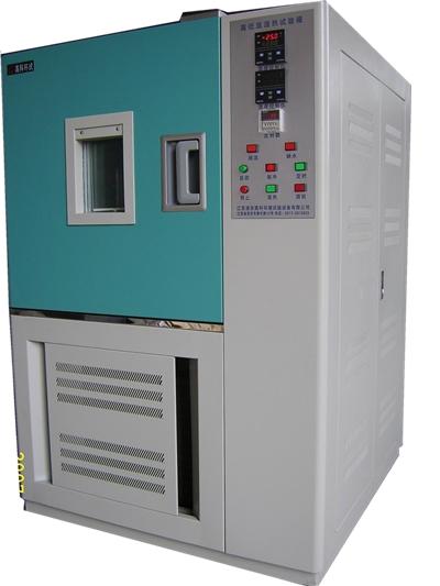 高低溫試驗(yàn)箱 高低溫試驗(yàn)機(jī) 高低溫濕熱試驗(yàn)箱 高低溫交變濕熱試驗(yàn)