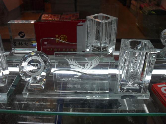 供應(yīng)單位合作水晶紀(jì)念品商業(yè)合作紀(jì)念品