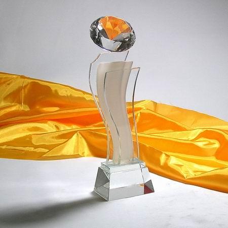 供應(yīng)無錫大賽水晶獎杯廣州水晶獎杯