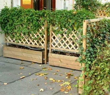 供應(yīng)好看的防腐木花箱制作價(jià)格