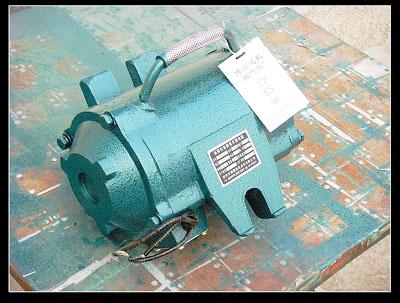 供應(yīng)高頻附著式振動器附著式高頻震動器直銷