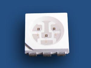 供應(yīng)深圳2012年*款全彩RGB燈條用燈廠家