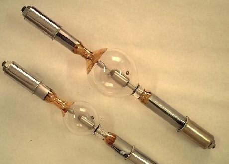 東莞批發(fā)紫光燈、驗鈔機燈管生產(chǎn)廠家