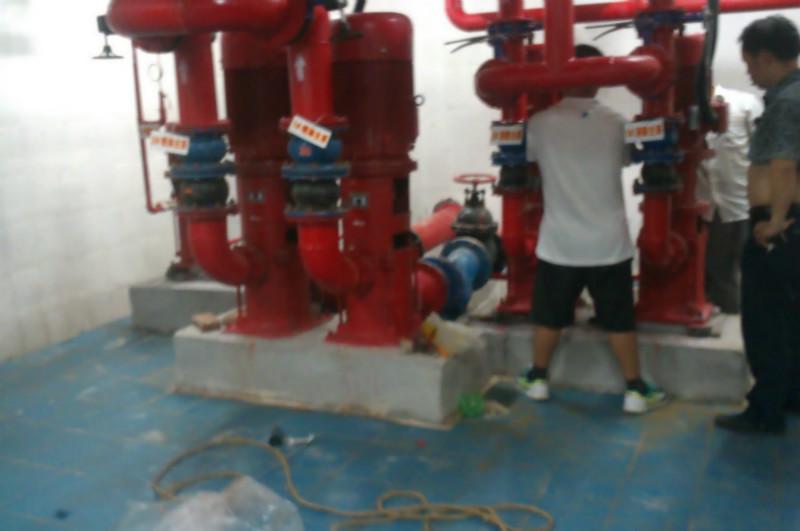 供水設(shè)備圖片