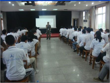 合肥拓展培訓(xùn)戶外拓展圖片