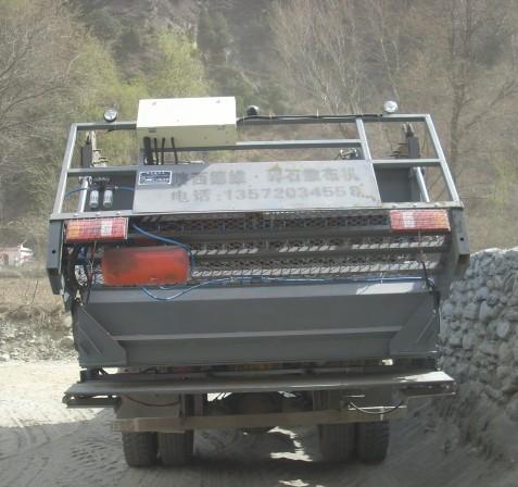 供應(yīng)新一代車載式碎石撒布機