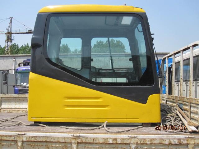 供應(yīng)pc200挖掘機(jī)駕駛室