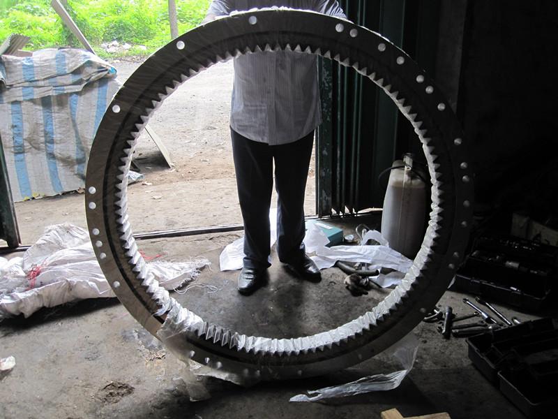 供應(yīng)pc60-7回轉(zhuǎn)支承