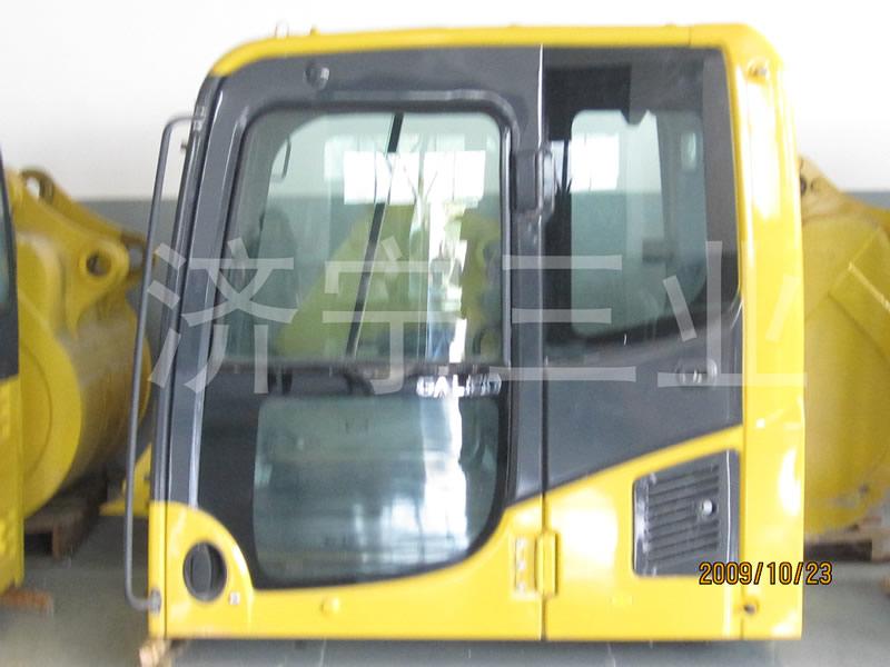 供應(yīng)pc200挖掘機(jī)駕駛室