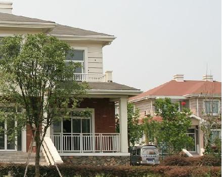 生產(chǎn)pvc屋檐水槽的廠家圖片