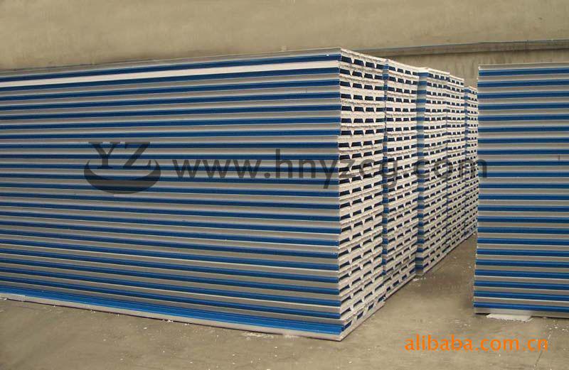 供應(yīng)廣西全州彩鋼夾芯板泡沫夾芯板巖棉夾芯板彩鋼瓦瓦楞板彩鋼