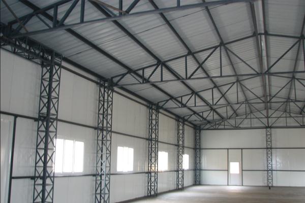 供應(yīng)衡陽市輕鋼結(jié)構(gòu)廠房公司、彩鋼棚、鋼筋棚制作安裝公司