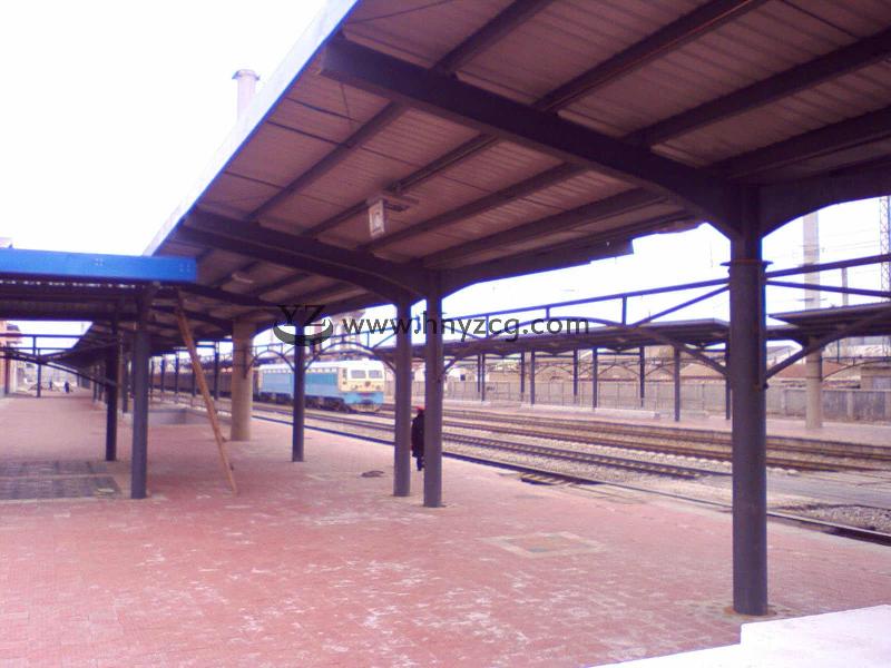 供應(yīng)灌陽(yáng)雨篷 鋼結(jié)構(gòu)雨棚、玻璃雨棚、陽(yáng)光板雨棚、遮雨棚、停車雨棚