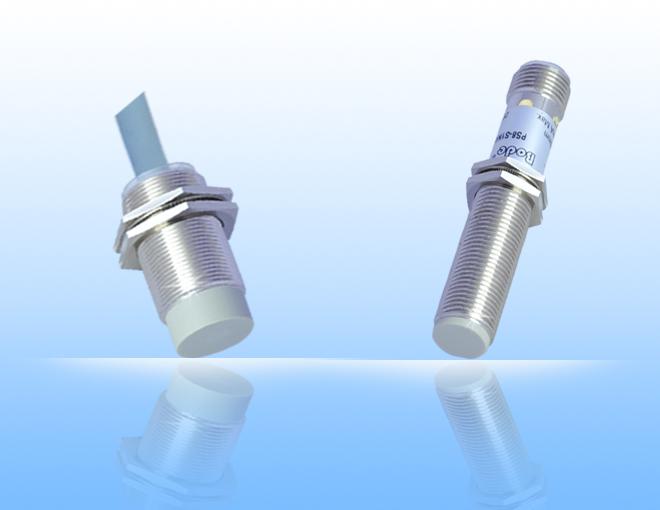 24V接近開關(guān)圖片