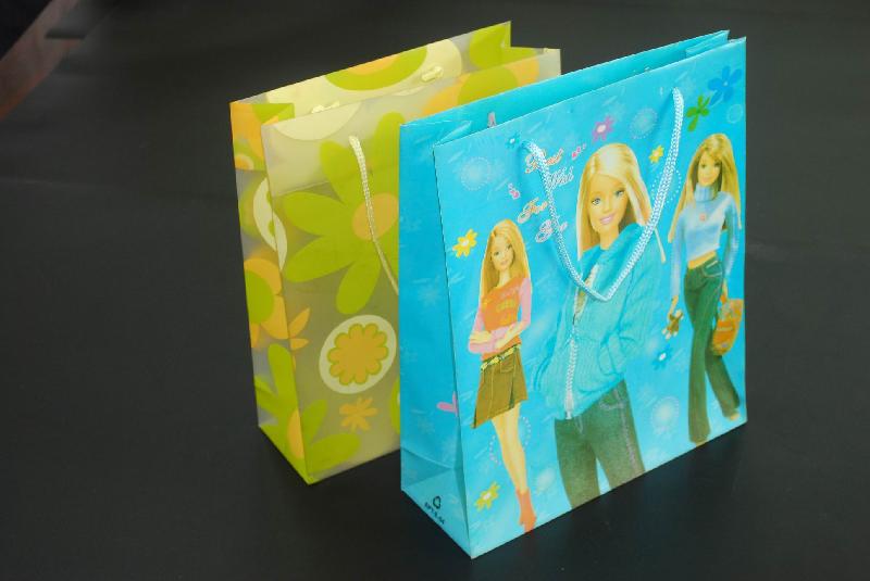 供應(yīng)PP手挽袋化妝品袋包裝袋禮品袋