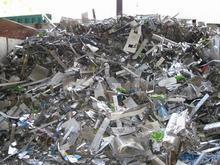 供應(yīng)樂山二手電梯*回收